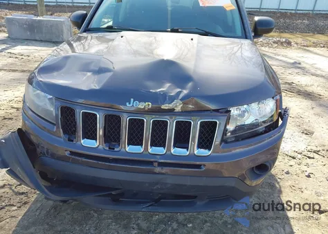 2016 Jeep Compass Sport z USA, uszkodzony, nr VIN 1C4NJCBA9GD641600